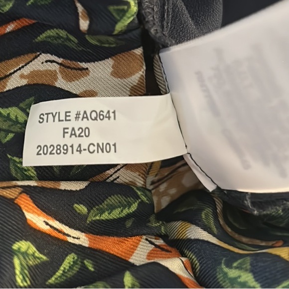 J. Crew Collection Pull-On Silk Twill Cropped Pants in Giraffes Print - 4 - Picture 15 of 16